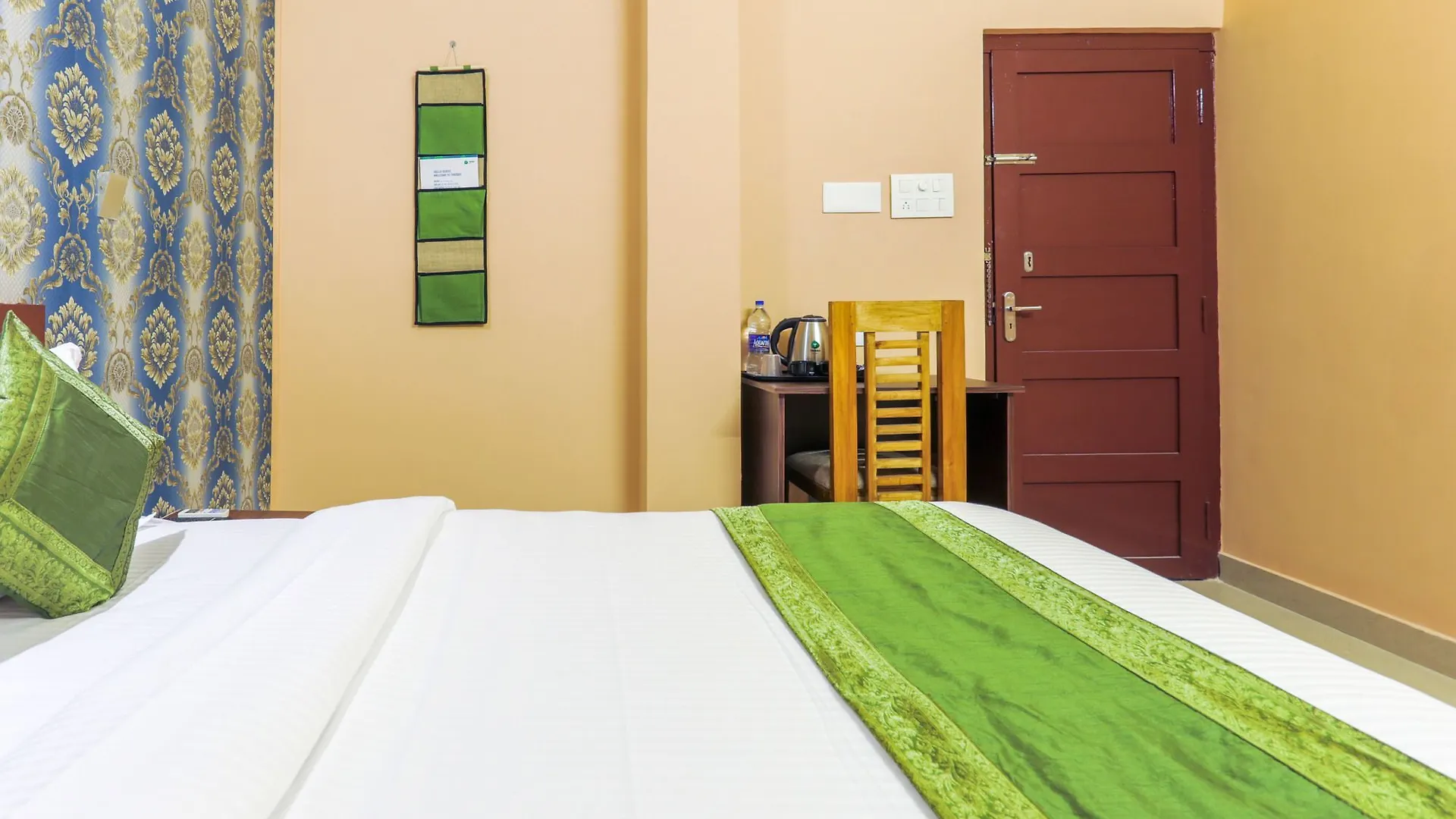 Hotel Treebo Mars Kochi 3*,