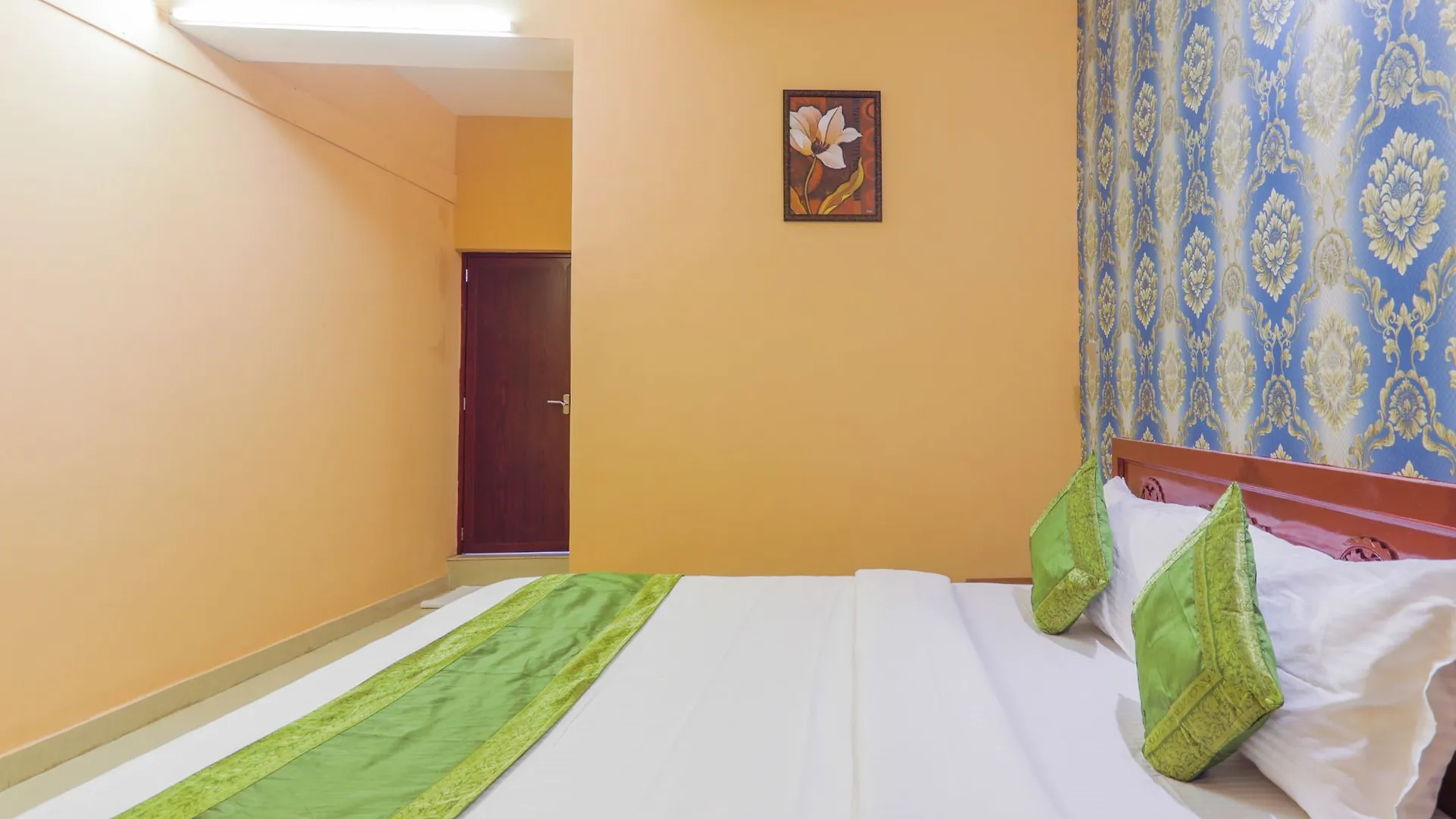 ***  Hotel Treebo Mars Kochi Indie