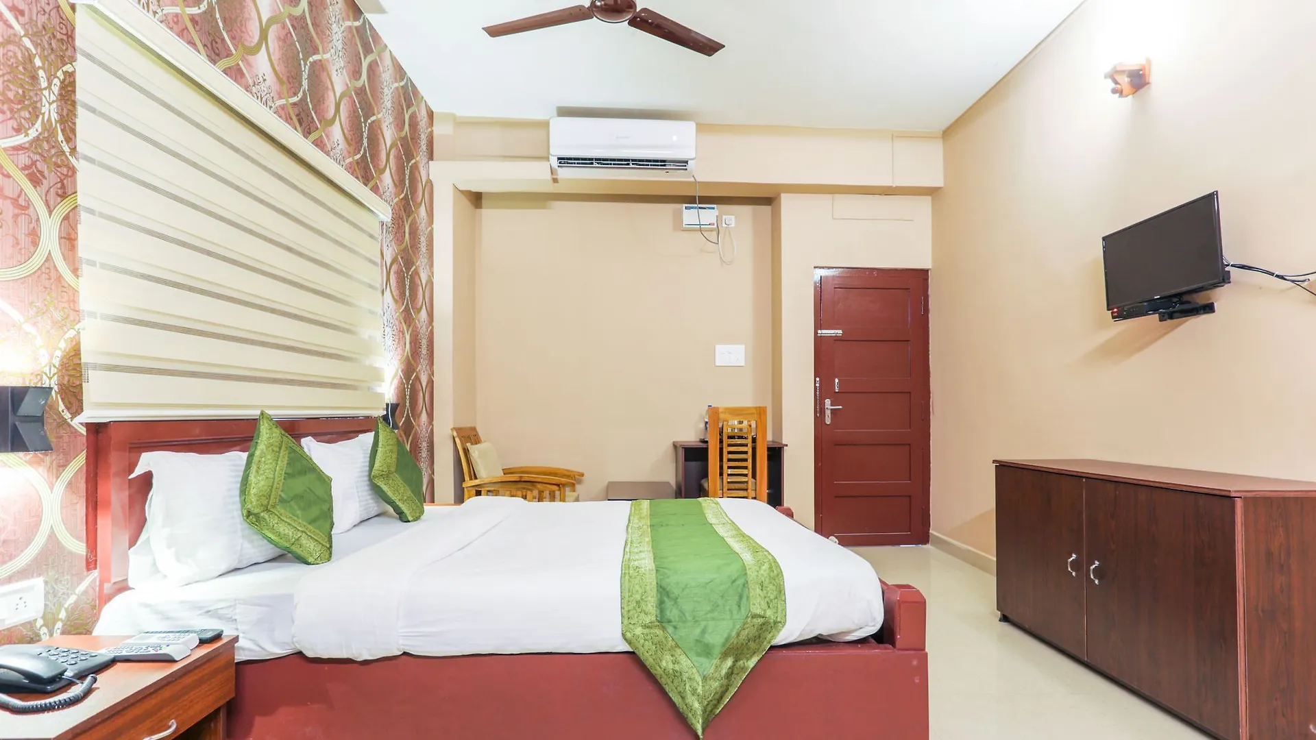 Hotel Treebo Mars Kochi
