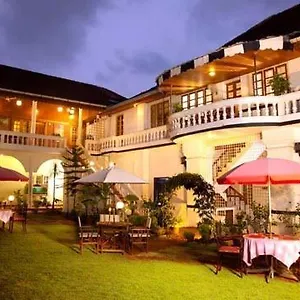3* Hotel Heritage