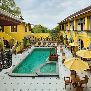 Forte Kochi ***** Kochi